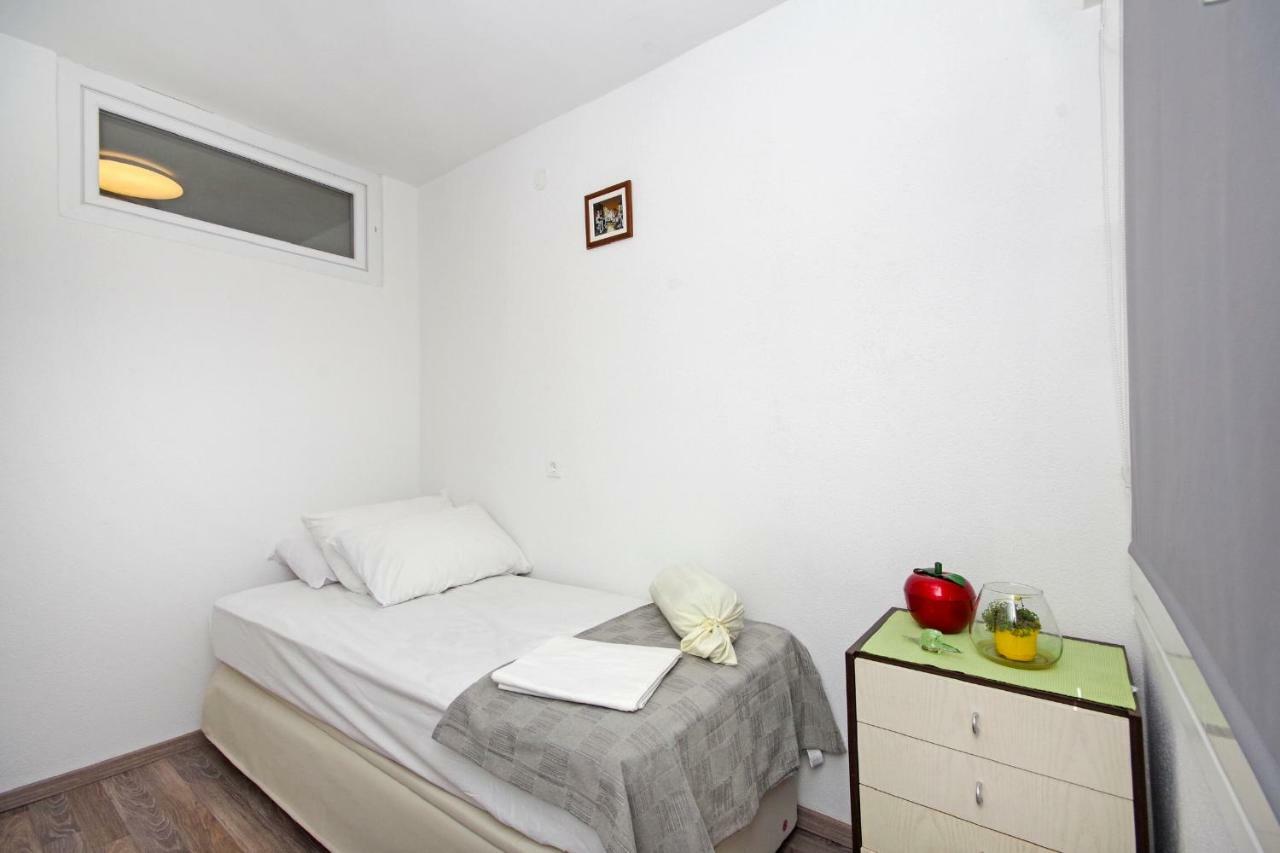 מאקרסקה Apartment Nugal מראה חיצוני תמונה